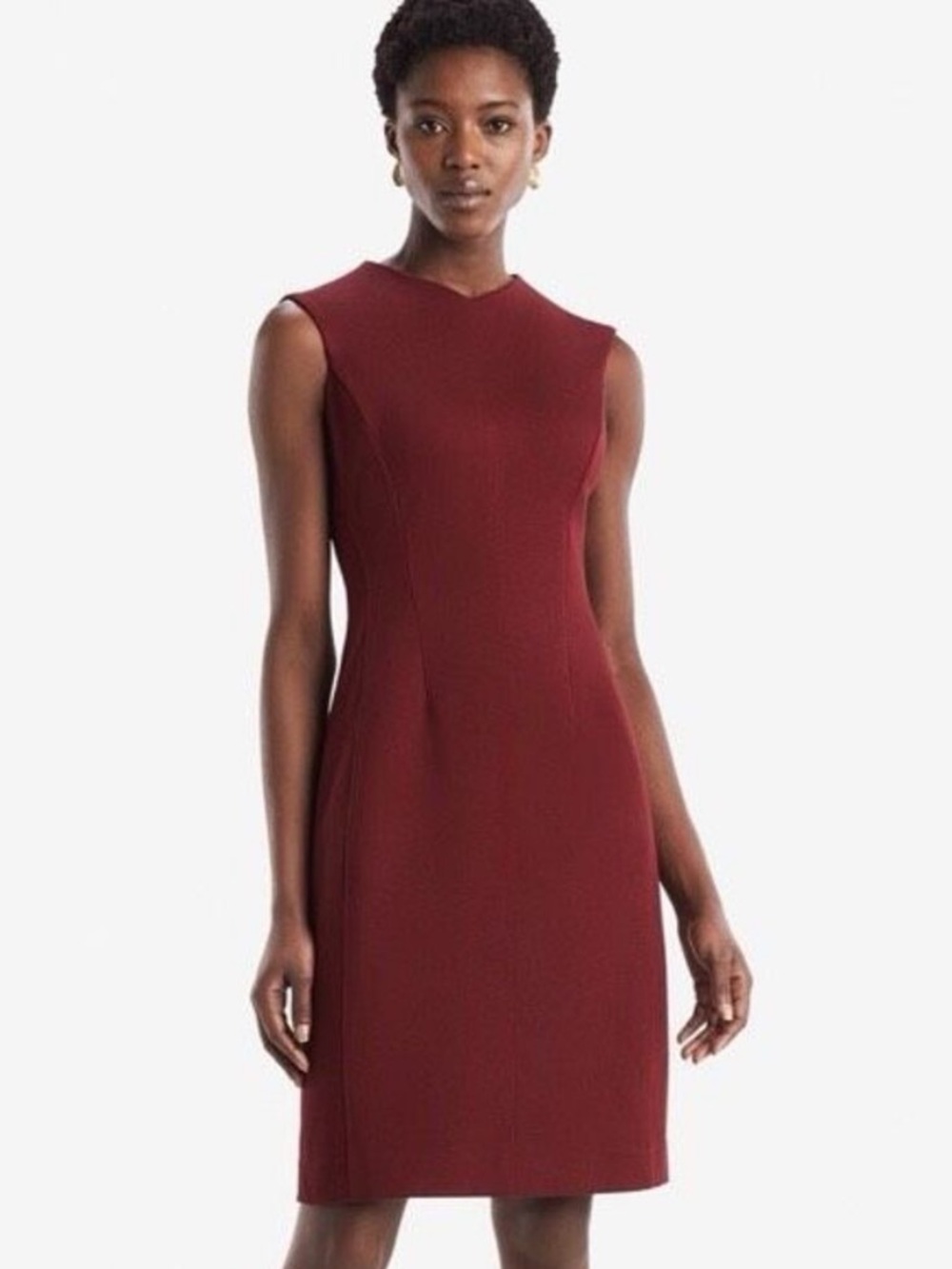 MM LaFleur “Maggie” Sleeveless Sheath Dress in Burgundy red ponte knit